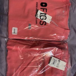 Figs pink scrub set catering top Jansen jogger